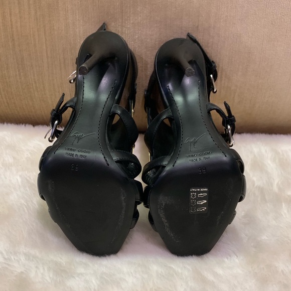 Giuseppi Zanotti Black and gold plated sandals - Picture 6 of 8